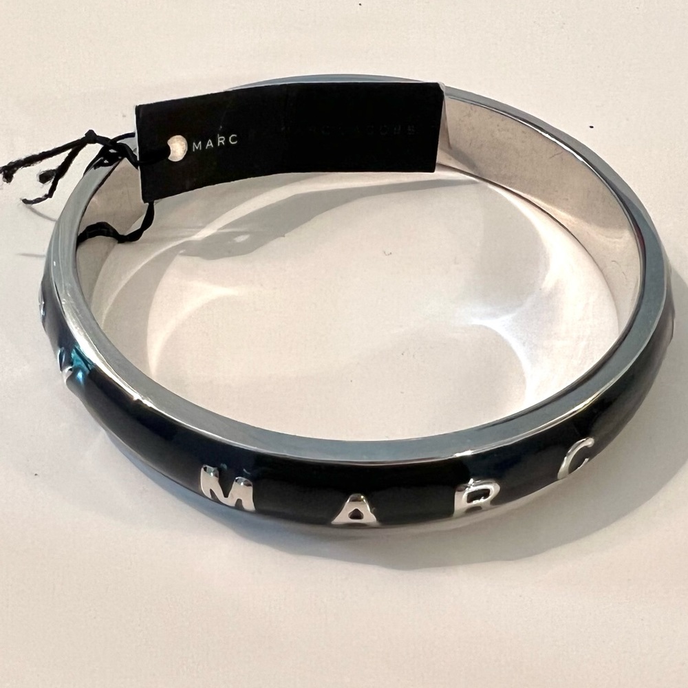 Marc by Marc Jacobs grey steel bangle NWT